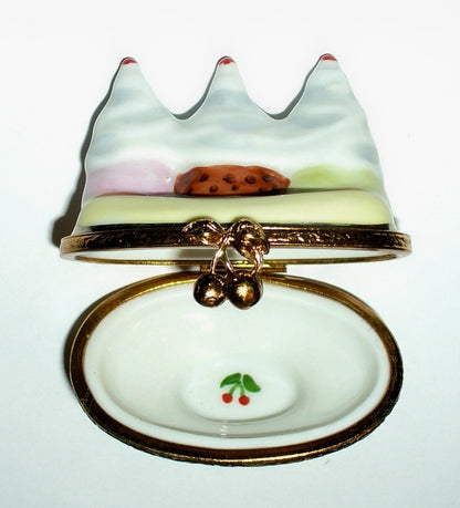 LIMOGES FRANCE BOX ~ ARTORIA ~ BANANA SPLIT ~ ICE CREAM SUNDAE ~ LE ~ PEINT MAIN