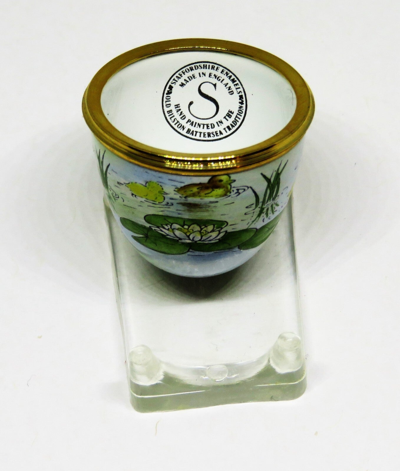 STAFFORDSHIRE ENGLISH ENAMEL BOX -VINTAGE EGG- DUCKS & LILY PADS - WHITE FLOWERS