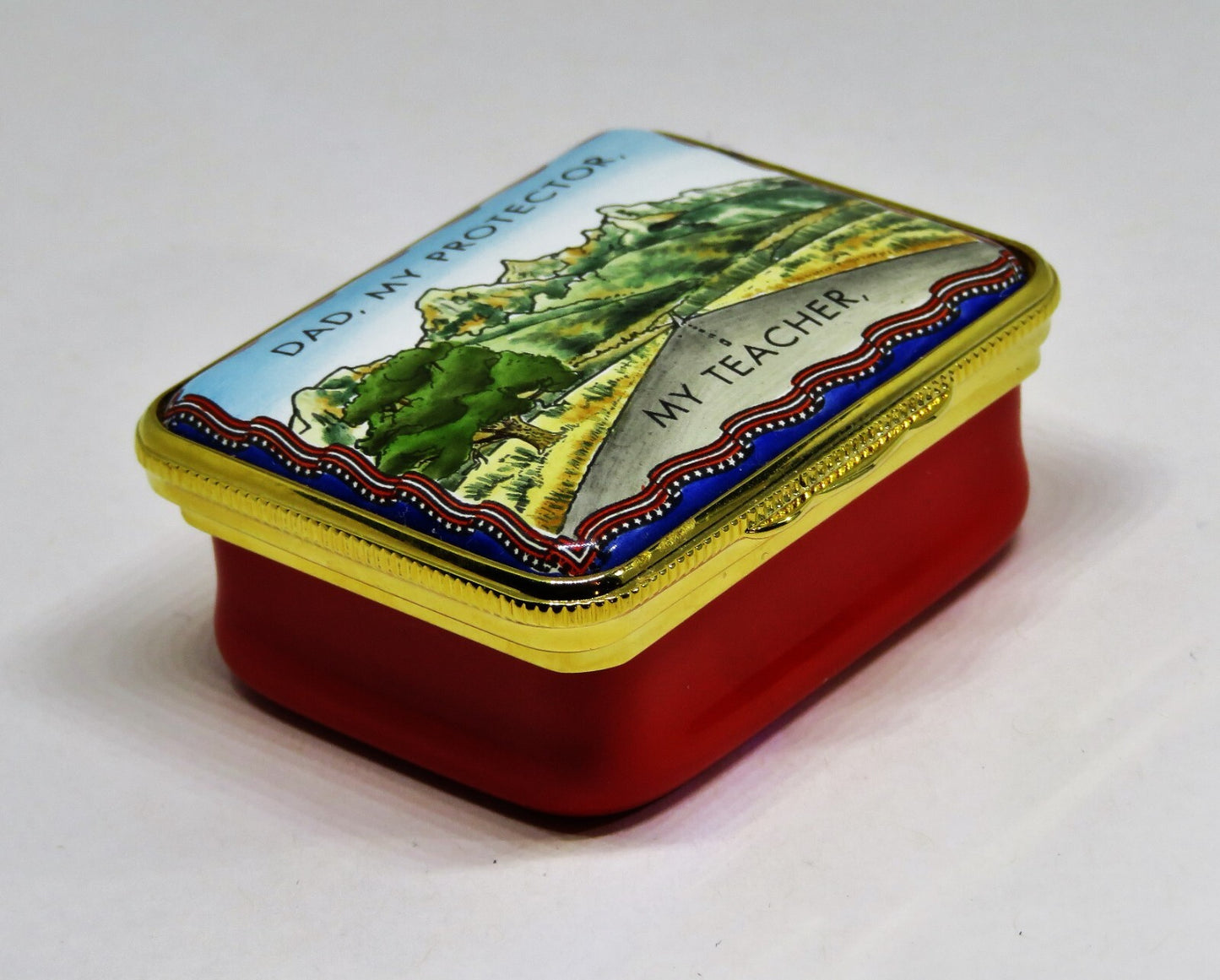 HALCYON DAYS ENGLISH ENAMEL BOX - "DAD, MY PROTECTOR, MY TEACHER" - FATHER'S DAY