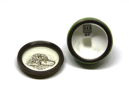 HALCYON DAYS ENAMEL BOX - SPOTTED GREEN & YELLOW FROG BONBONNIERE - WATER LILY