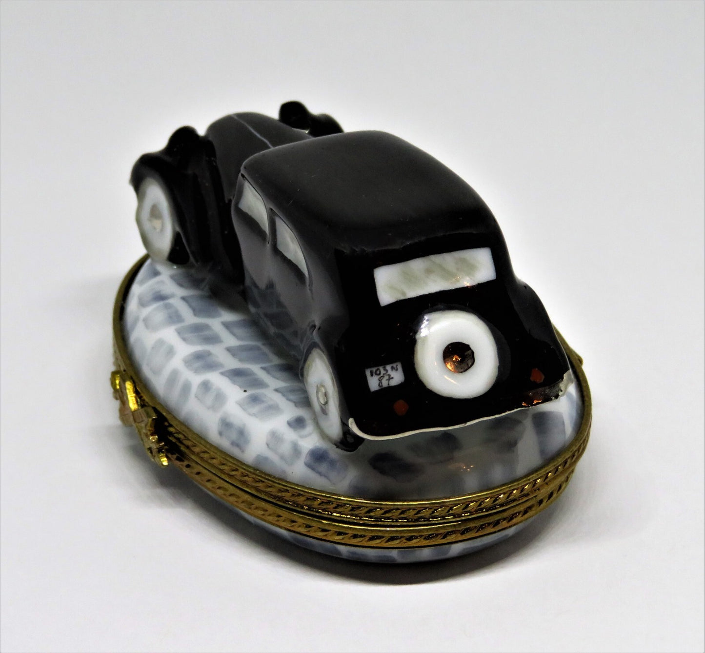 LIMOGES FRANCE BOX - ANTIQUE FRENCH CAR - BLACK 1934 CITROEN SEDAN - AUTOMOBILE