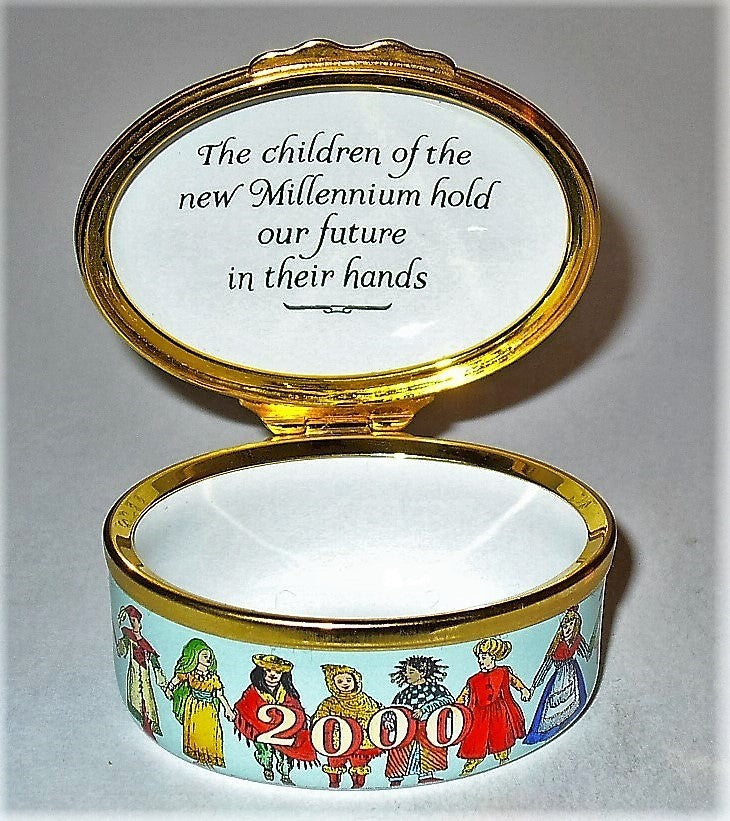 HALCYON DAYS ENAMEL BOX - CHILDREN OF THE WORLD - NEW MILLENNIUM - 2000 - #4084