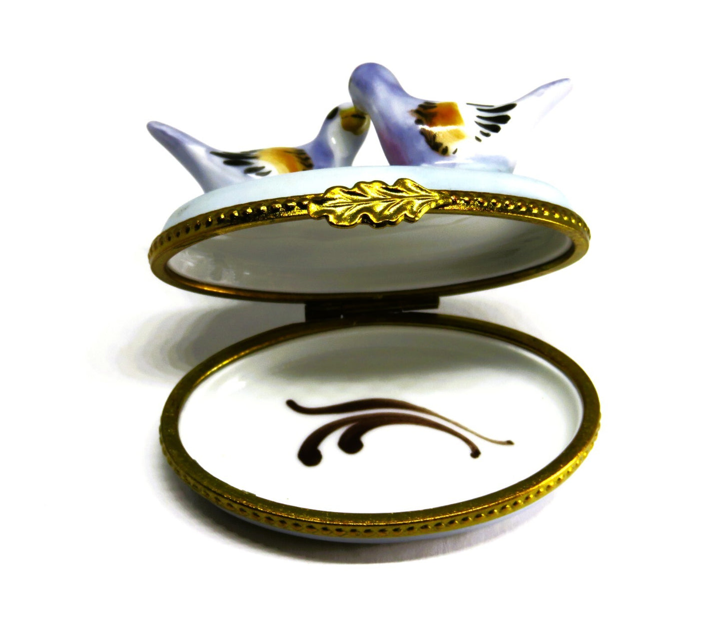LIMOGES FRANCE BOX ~ VINTAGE PAIR OF LOVEBIRDS ~ LOVE BIRDS ~ "MC" ~ PEINT MAIN