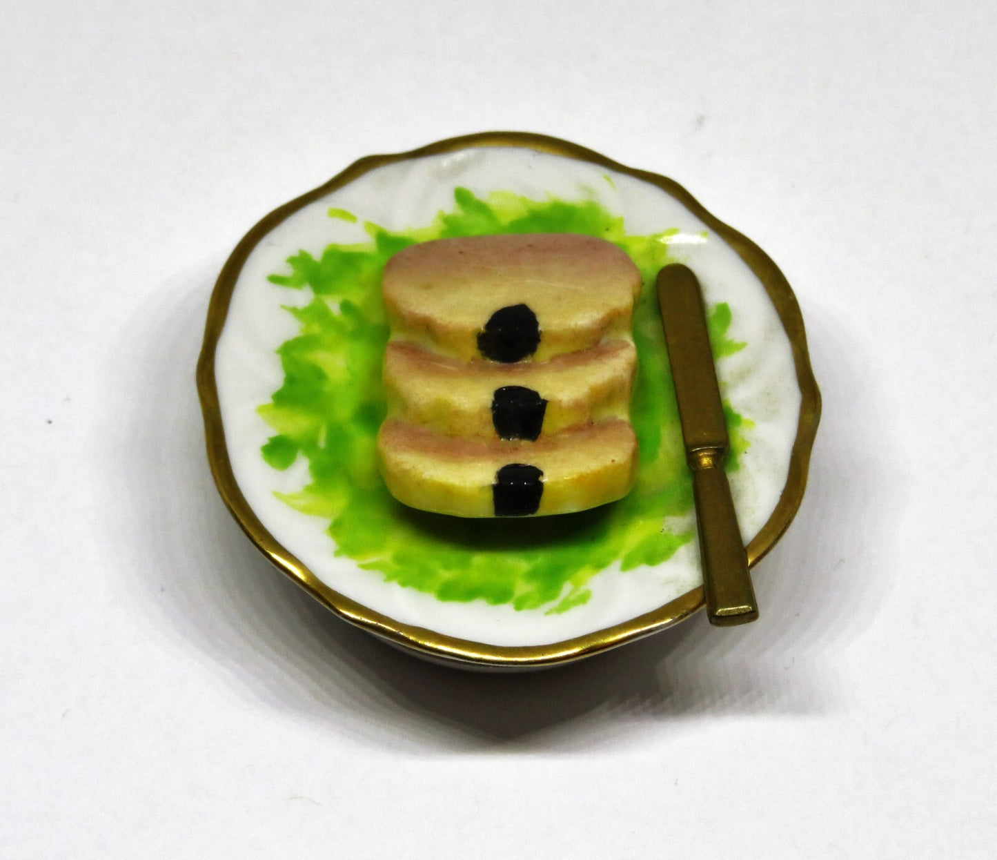 LIMOGES BOX- PARRY-VIEILLE - PATÉ DE FOIS GRAS ON A PLATE & KNIFE - GOOSE INSIDE