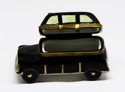 LIMOGES BOX  ~ FRENCH/ENGLISH BLACK TAXICAB ~ EUROPEAN CAR ~ VEHICLE ~PEINT MAIN