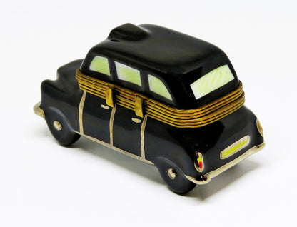LIMOGES BOX  ~ FRENCH/ENGLISH BLACK TAXICAB ~ EUROPEAN CAR ~ VEHICLE ~PEINT MAIN