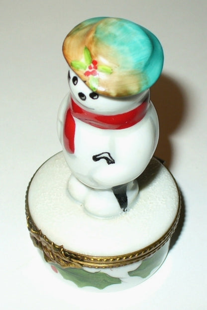 LIMOGES FRANCE BOX- ROCHARD - CHRISTMAS -SNOWMAN & SCARF & HAT & UMBRELLA- HOLLY
