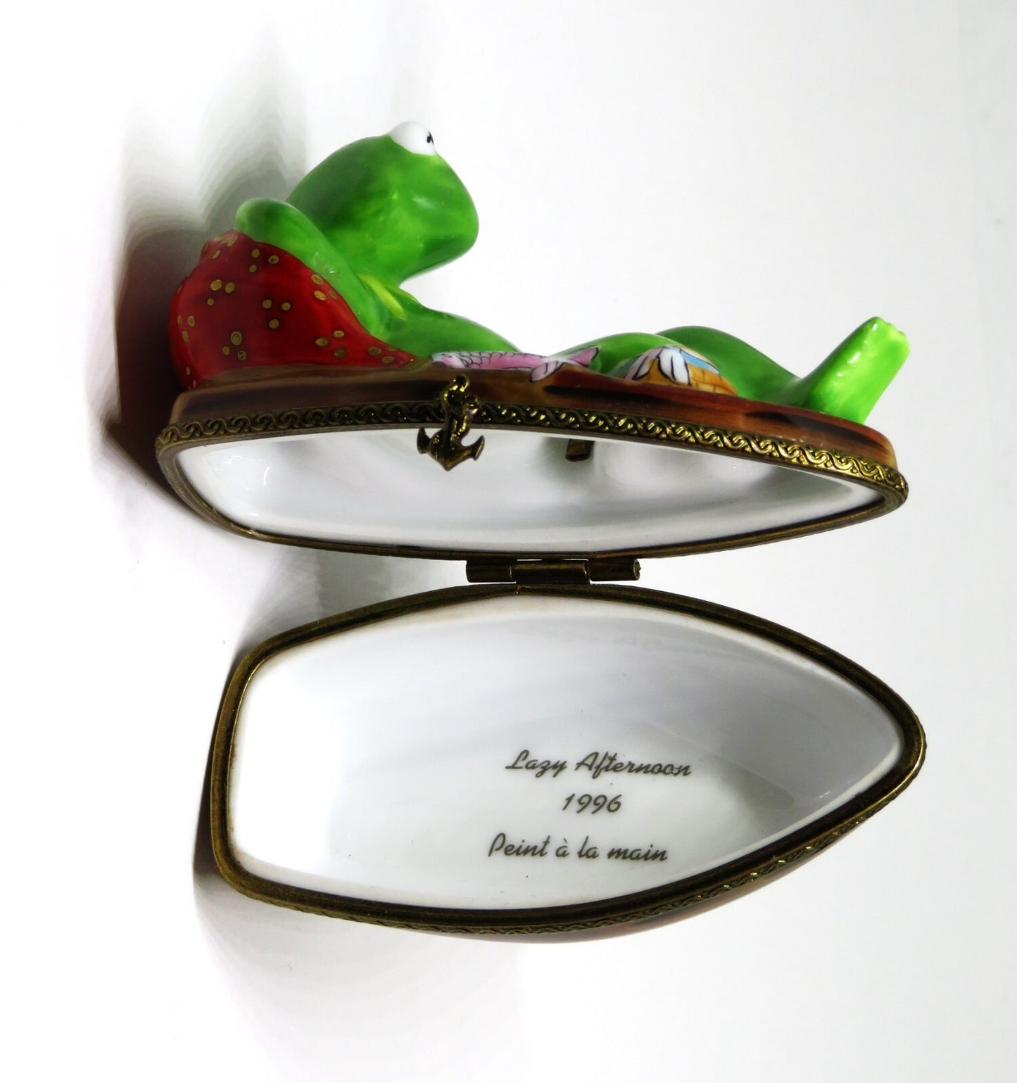 LIMOGES BOX - KERMIT THE FROG FISHING IN A ROWBOAT - MUPPETS - SESAME STREET