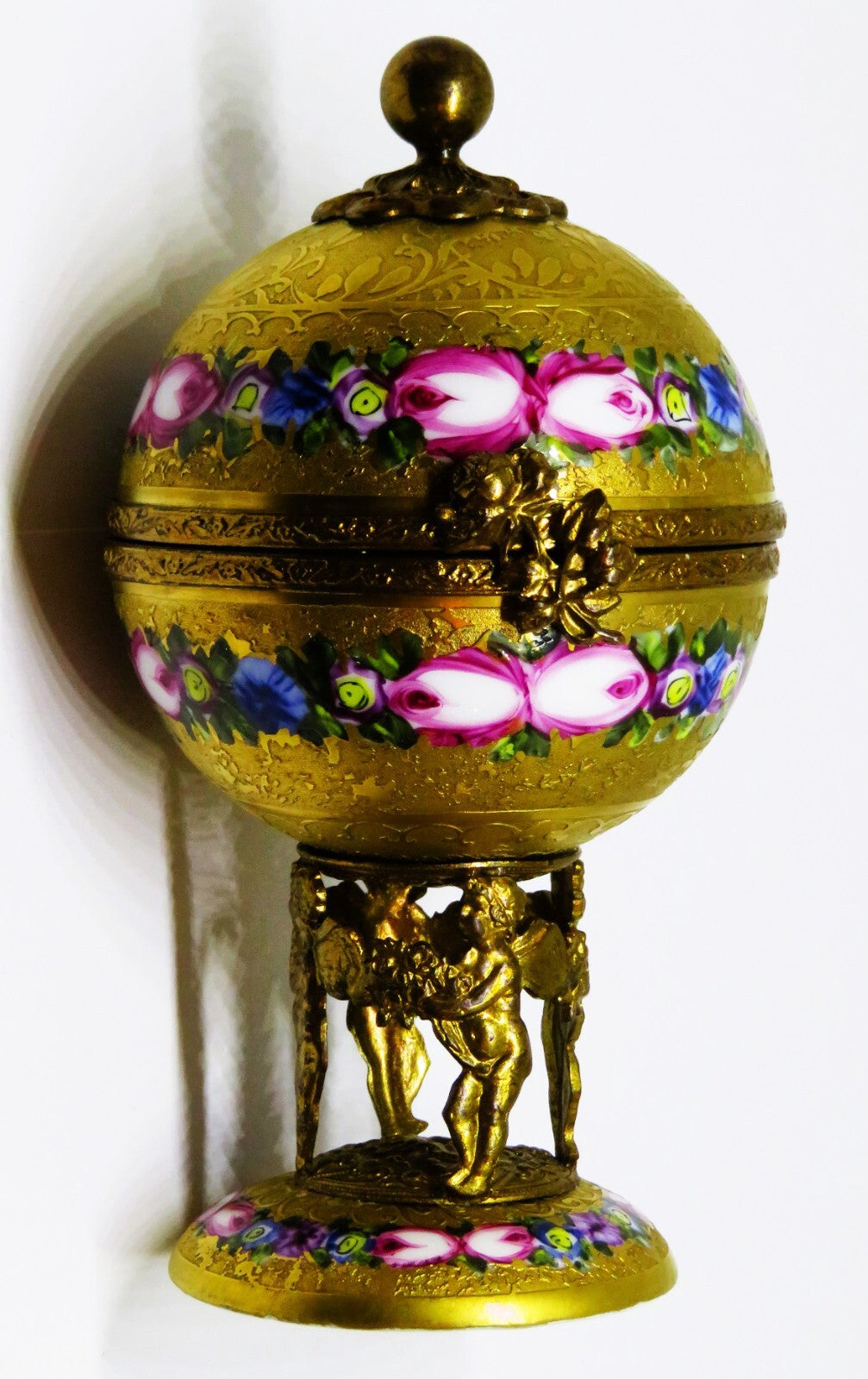 LIMOGES BOX - VINTAGE GOLD INCRUSTATION GLOBE & ANGEL STAND - FLOWERS - ROSES