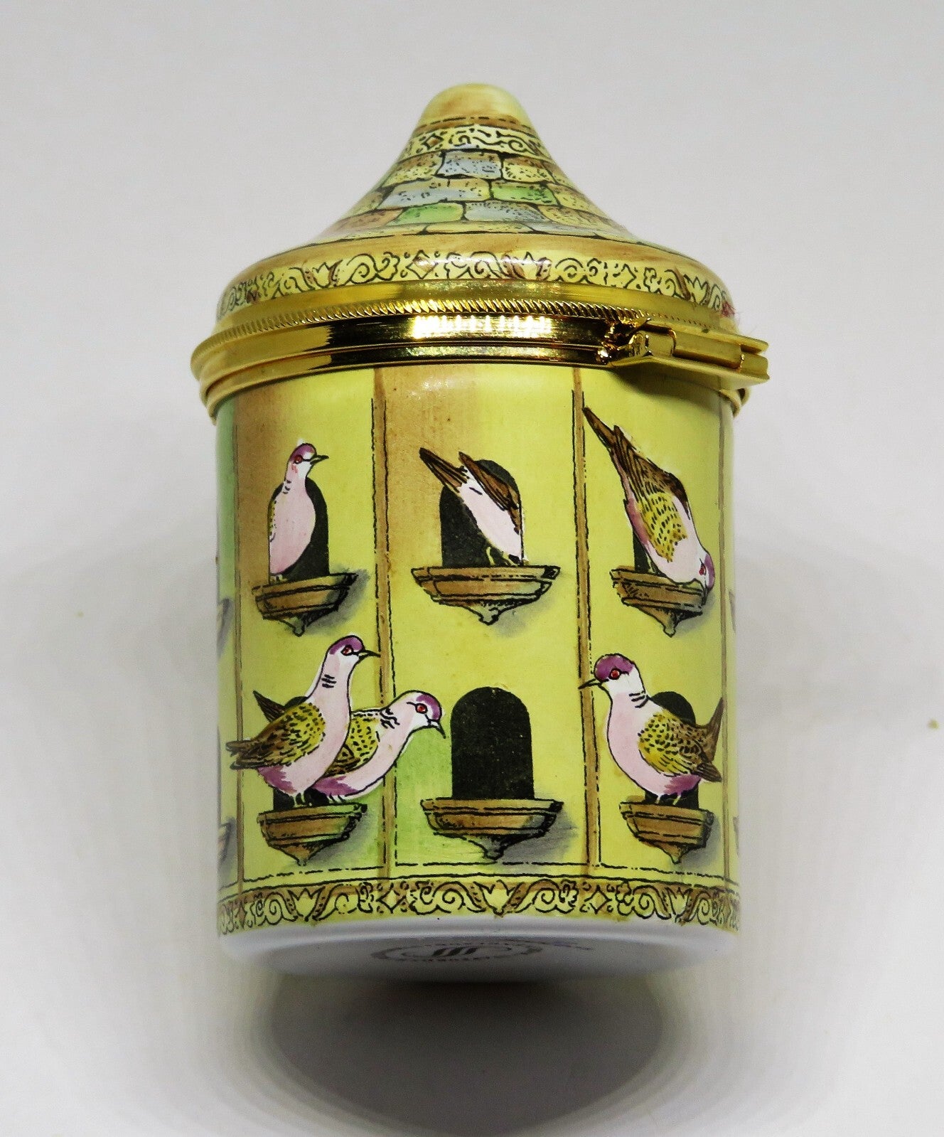 STAFFORDSHIRE ENGLISH ENAMEL BOX - DOVECOTE - BIRD HOUSE- PIGEONS - MIB
