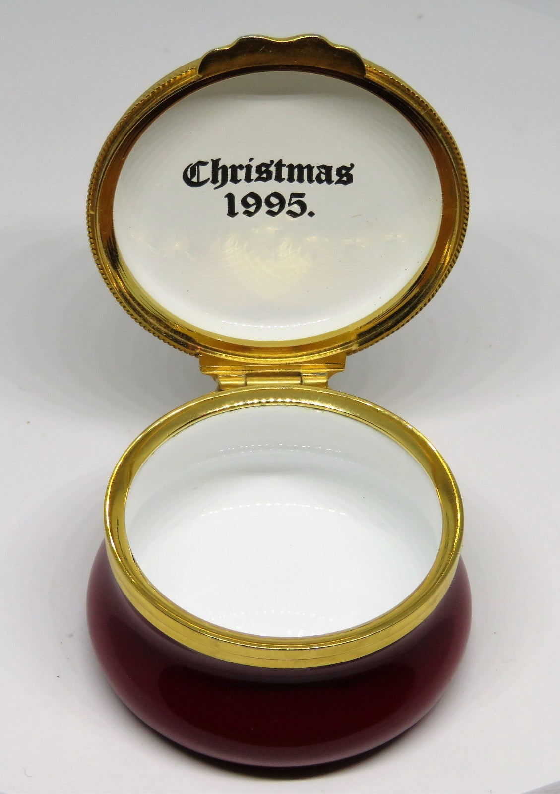 HOUSE OF ASHLEY - ENGLISH ENAMEL BOX - CANDLE & HOLLY - CHRISTMAS 1995 - MIB