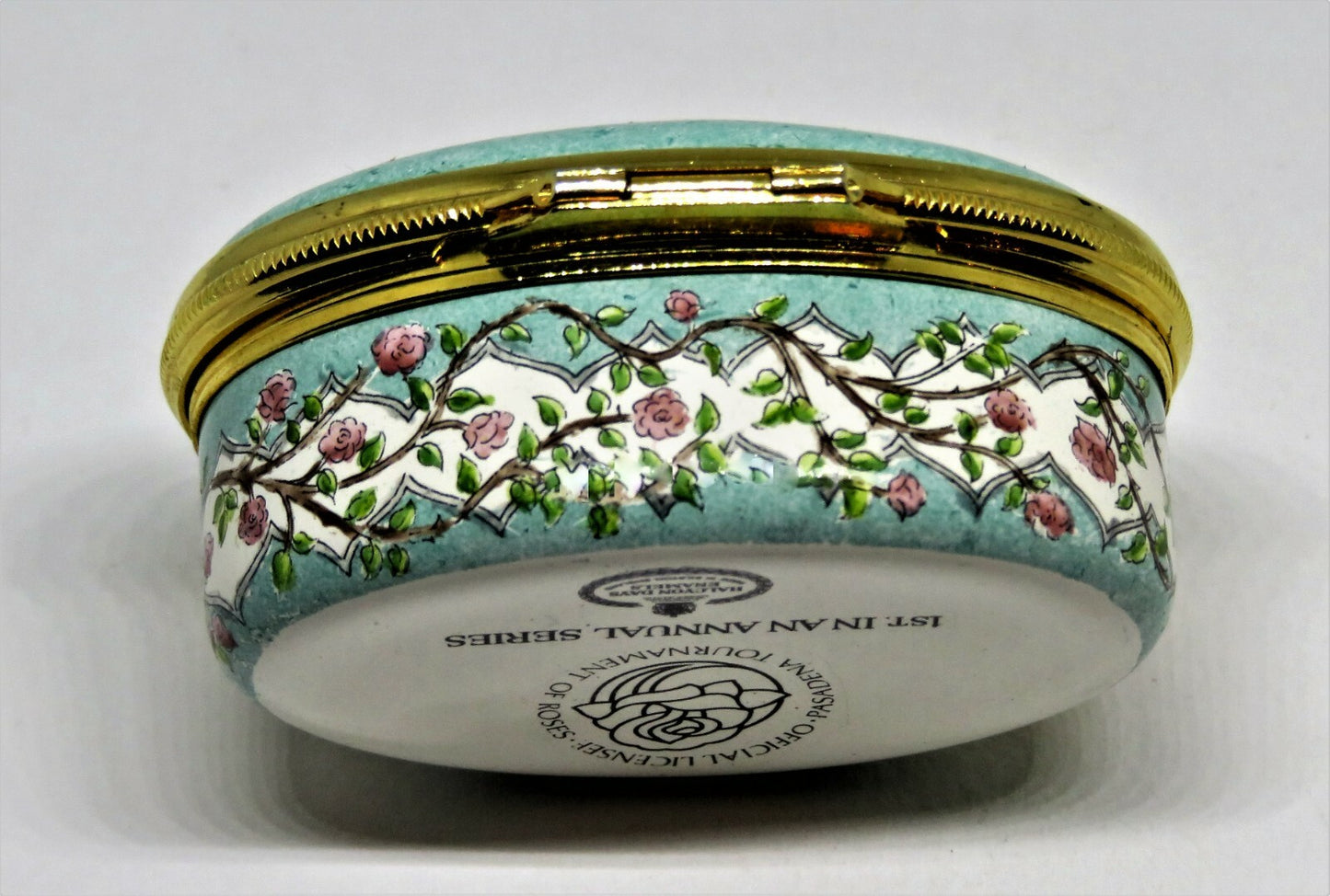 HALCYON DAYS ENAMEL BOX - FIRST TOURNAMENT OF ROSES PARADE - 1890 - PASADENA