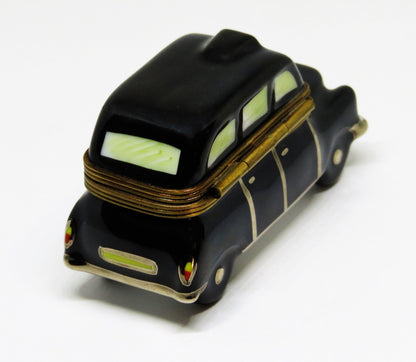 LIMOGES BOX  ~ FRENCH/ENGLISH BLACK TAXICAB ~ EUROPEAN CAR ~ VEHICLE ~PEINT MAIN