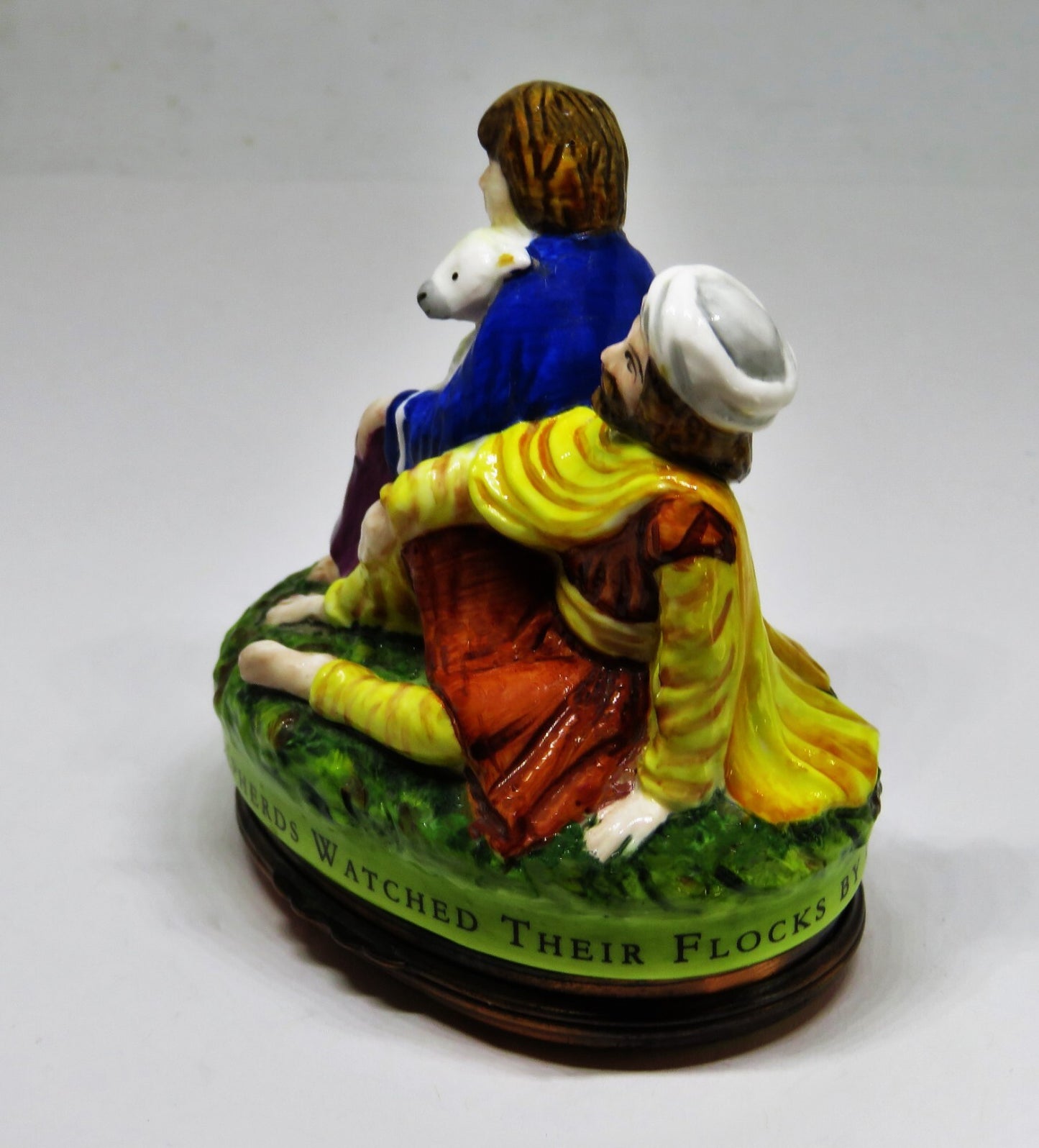 HALCYON DAYS ENAMEL BOX - CHRISTMAS BONBONNIERE - SHEPHERDS & THEIR FLOCKS