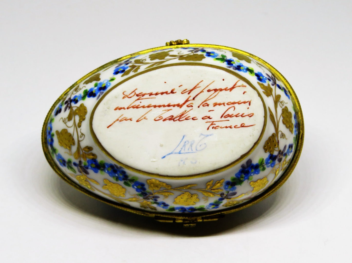 LIMOGES BOX - LE TALLEC EGG - GOLD GRAPEVINE & FLOWERS - TREILLE MUSCATE - 1962