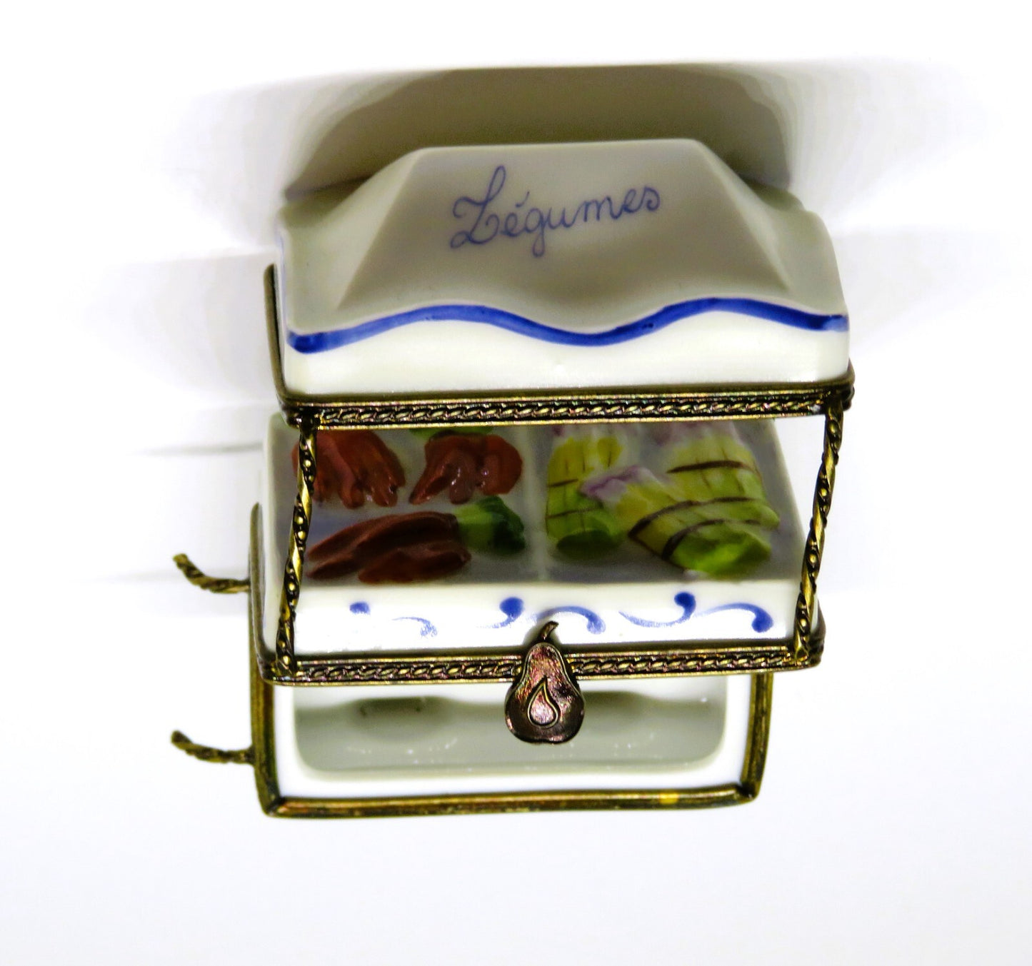 LIMOGES BOX ~ OUTDOOR VEGETABLE STAND ~ PUSHCART & AWNING ~ LEGUMES ~ PEINT MAIN