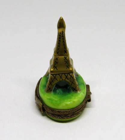 LIMOGES BOX ~ PARRY-VIEILLE ~ TINY GOLD EIFFEL TOWER ~ FRENCH FLAGS ~ PEINT MAIN