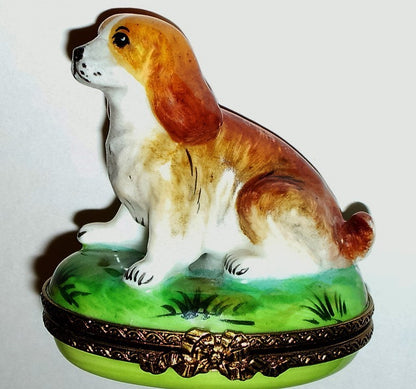 LIMOGES FRANCE BOX - PARRY-VIEILLE - COCKER SPANIEL - PUPPY - DOG HOUSE INSIDE