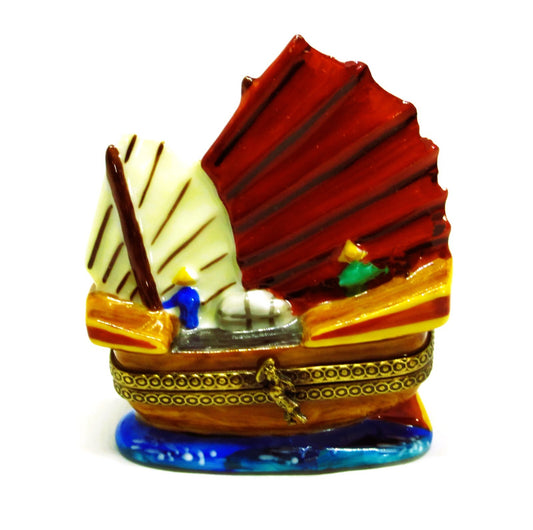 LIMOGES FRANCE BOX - CHANILLE - CHINESE JUNK BOAT - ASIAN SAILING SHIP - LE #140