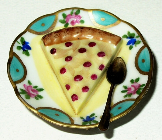 LIMOGES BOX~ CHERRY CHEESECAKE ON A PLATE ~ SPOON & NAPKIN ~DESSERT~ PEINT MAIN