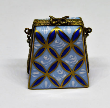 LIMOGES FRANCE BOX - PARRY-VIEILLE - TWO TONE BLUE PURSE & CHAIN - WHITE ROSES