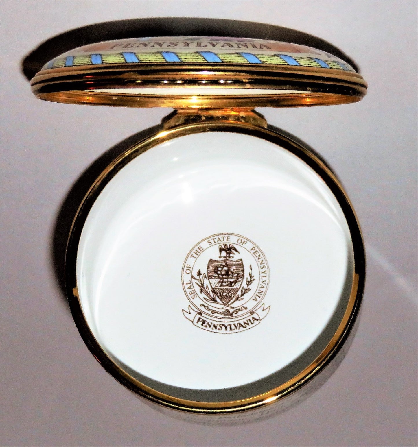 HALCYON DAYS ENAMEL BOX -STATE OF PENNSYLVANIA- INDEPENDENCE HALL - WILLIAM PENN
