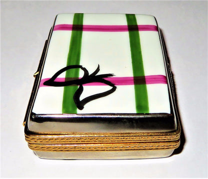 LIMOGES BOX - CANDY - PLAID GIFT BOX & FUDGE - PEANUT BRITTLE