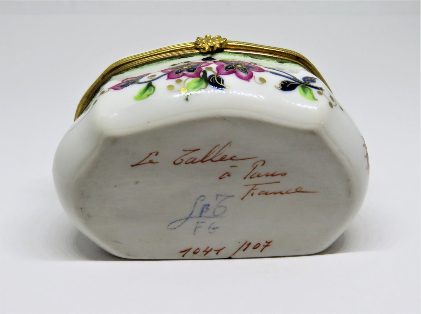 LIMOGES BOX- LE TALLEC -VINTAGE CASKET- BAYEUX - BIRD & FLOWERS & BUTTERFLY 1967