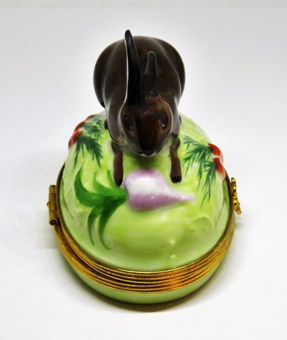 LIMOGES FRANCE BOX - TIFFANY & CO. - VINTAGE EASTER BUNNY - TURNIP & CARROTS