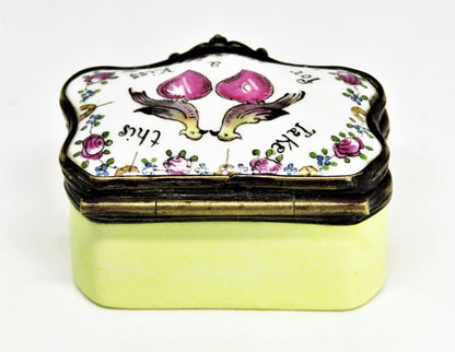 ANTIQUE ENAMEL BOX - 18TH TO 19TH CENTURY - BIRDS KISSING & PINK HEARTS