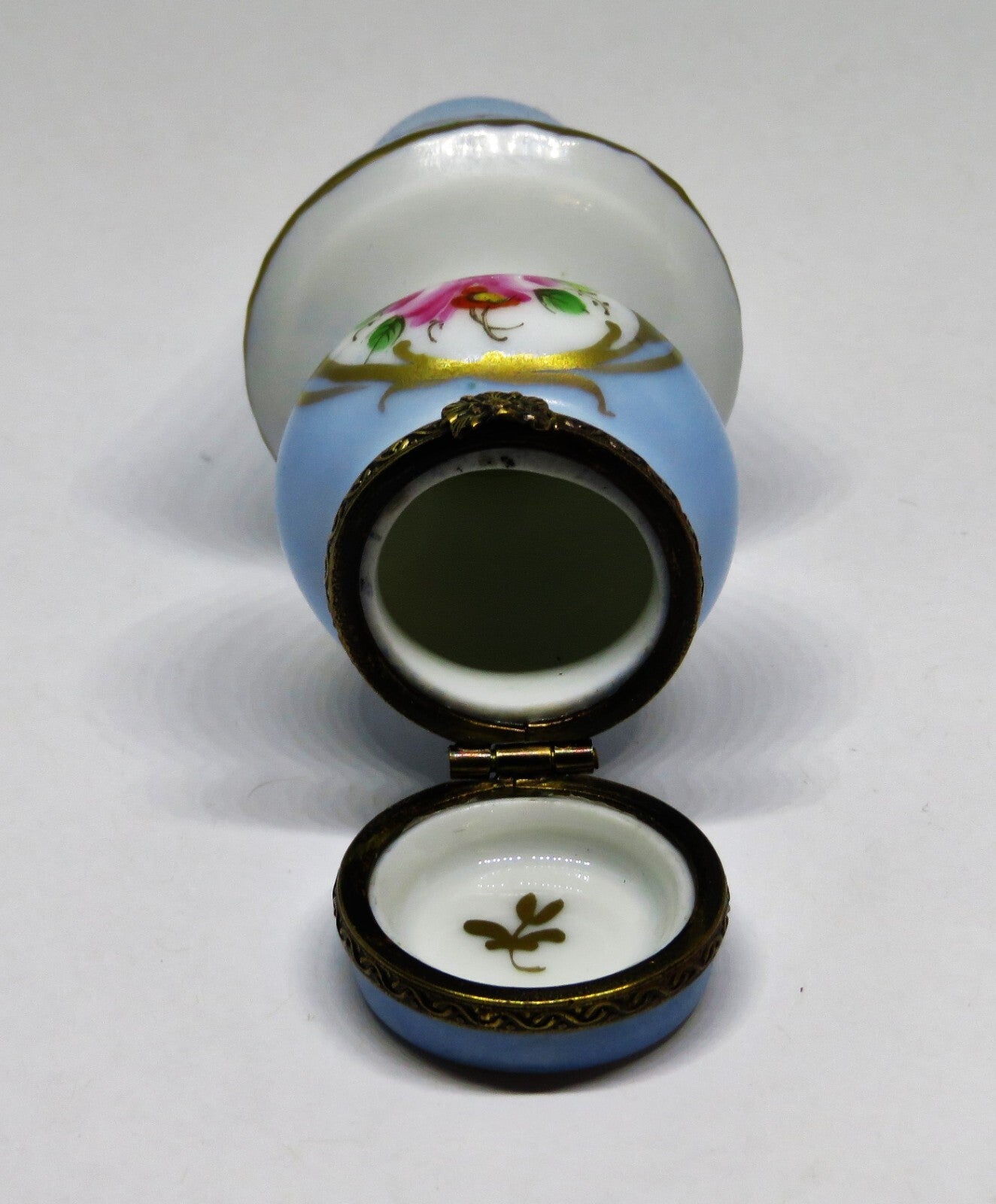 LIMOGES FRANCE BOX - CHAMART - BLUE FLORAL TABLE LAMP - PINK ROSES
