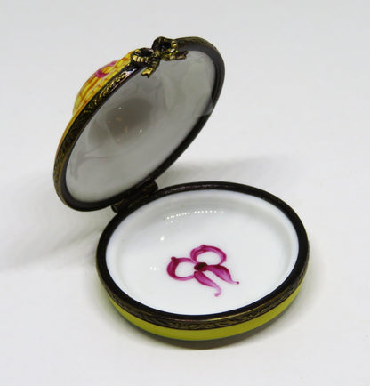 LIMOGES FRANCE BOX- 'STRAW' GARDENING HAT & REMOVABLE HAT INSIDE - SUMMER BONNET