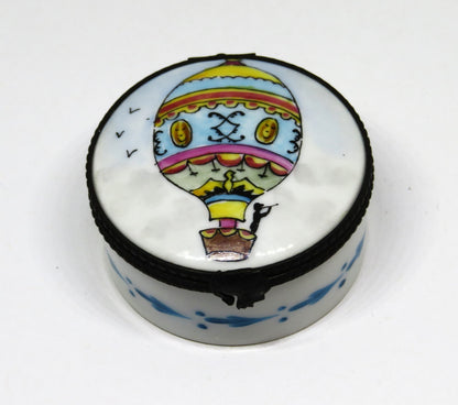 LIMOGES FRANCE BOX ~ ANTIQUE HOT AIR BALLOON ~ FIRST FLIGHT 1793 ~ HAND PAINTED