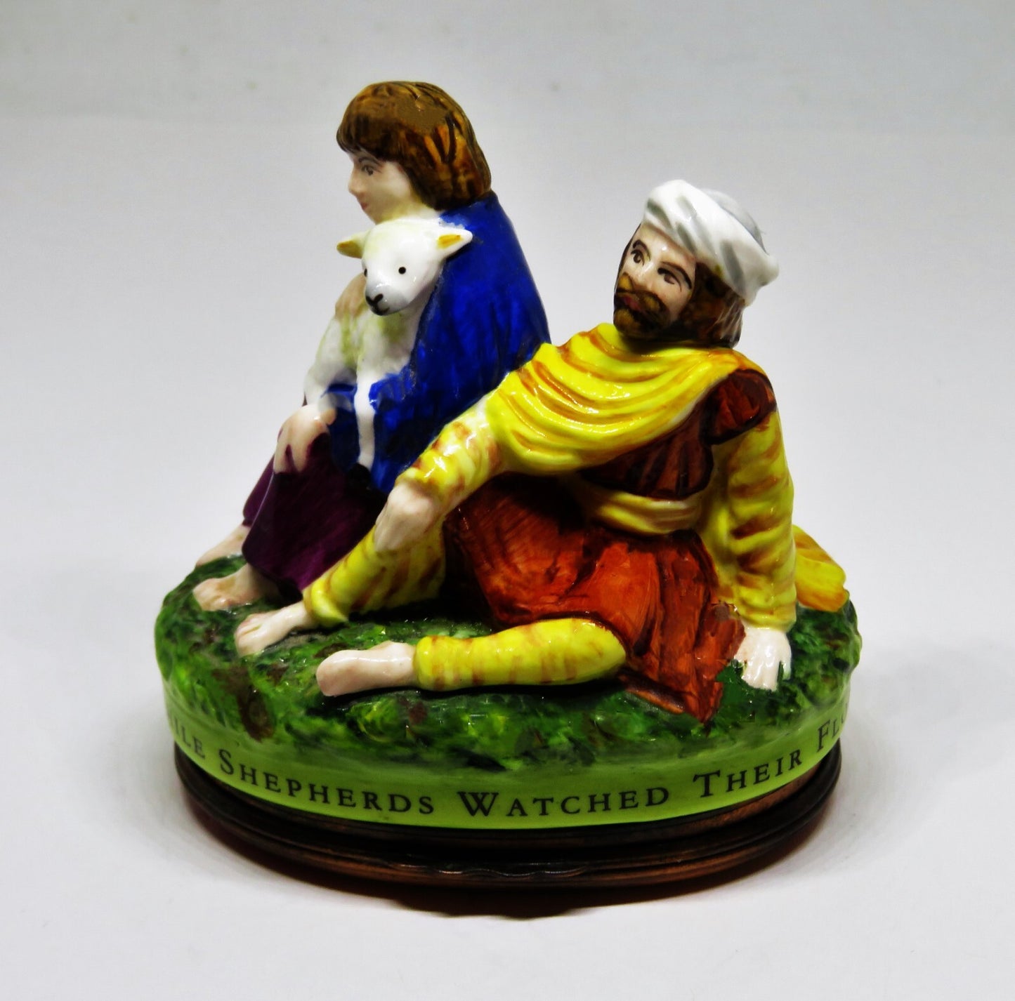 HALCYON DAYS ENAMEL BOX - CHRISTMAS BONBONNIERE - SHEPHERDS & THEIR FLOCKS
