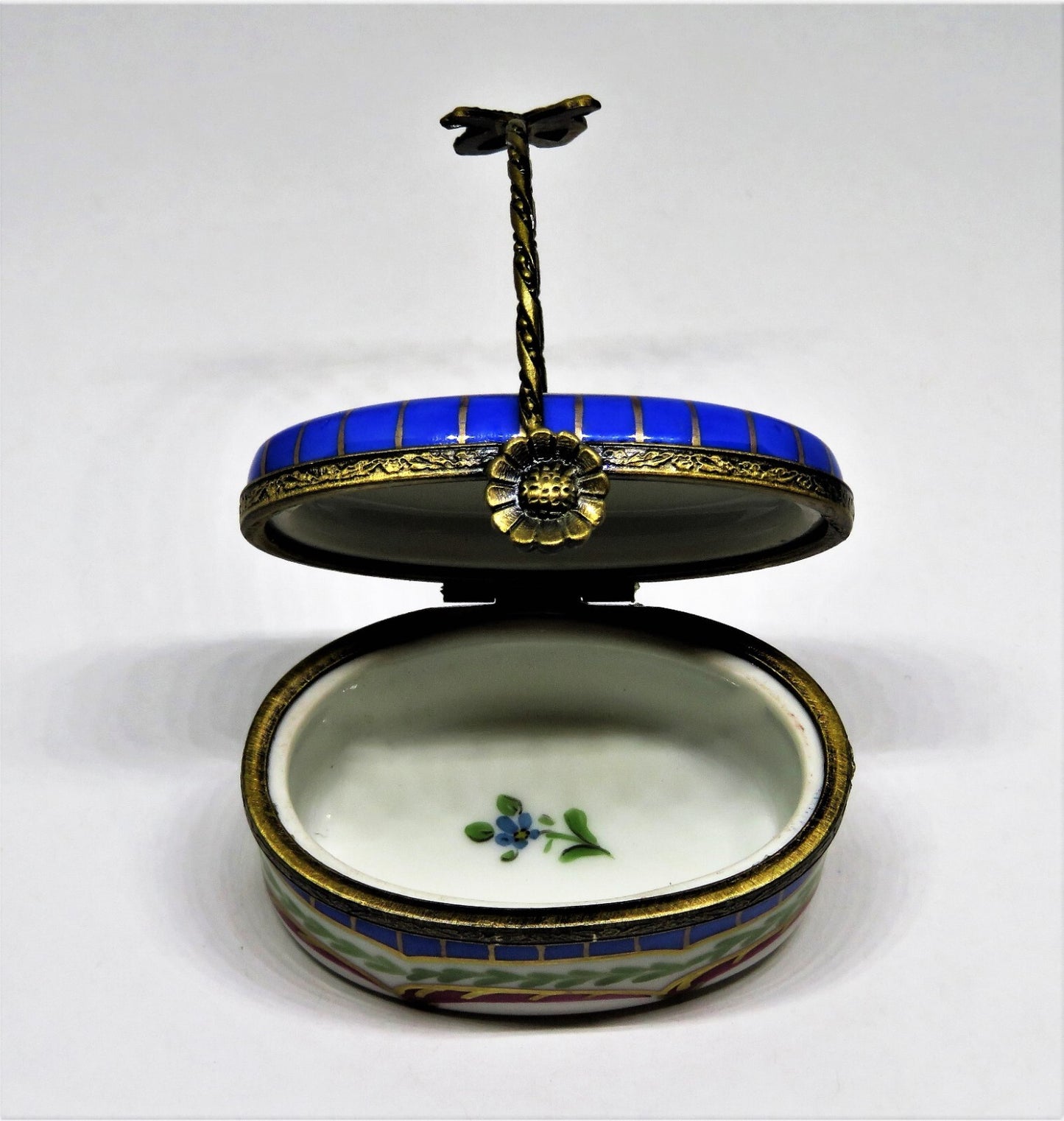 LIMOGES FRANCE BOX-  SEVRES STYLE FLORAL BASKET - FLOWERS - ROSES - FLOWER CLASP