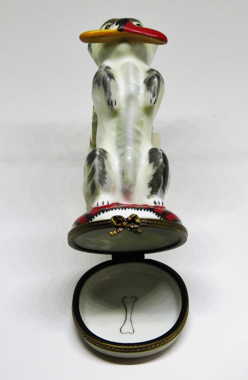 LIMOGES FRANCE BOX ~ CHAMART ~ CUTE SHAGGY PUPPY & SLIPPER ~ DOG ~ PEINT MAIN