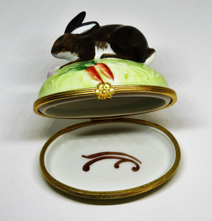 LIMOGES FRANCE BOX - TIFFANY & CO. - VINTAGE EASTER BUNNY - TURNIP & CARROTS