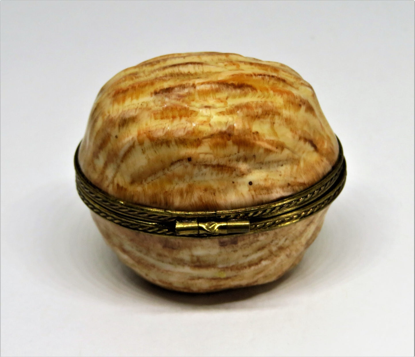 LIMOGES FRANCE BOX - VINTAGE WALNUT SHELL - NUT - SQUIRREL CLASP - BRANCH INSIDE