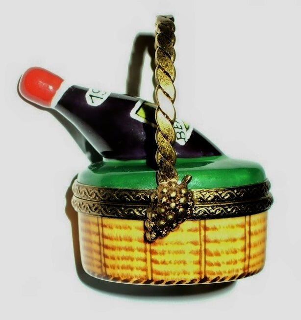 LIMOGES FRANCE BOX ~ PV ~ 1996 BEAUJOLAIS WINE BOTTLE & BASKET ~ PEINT MAIN
