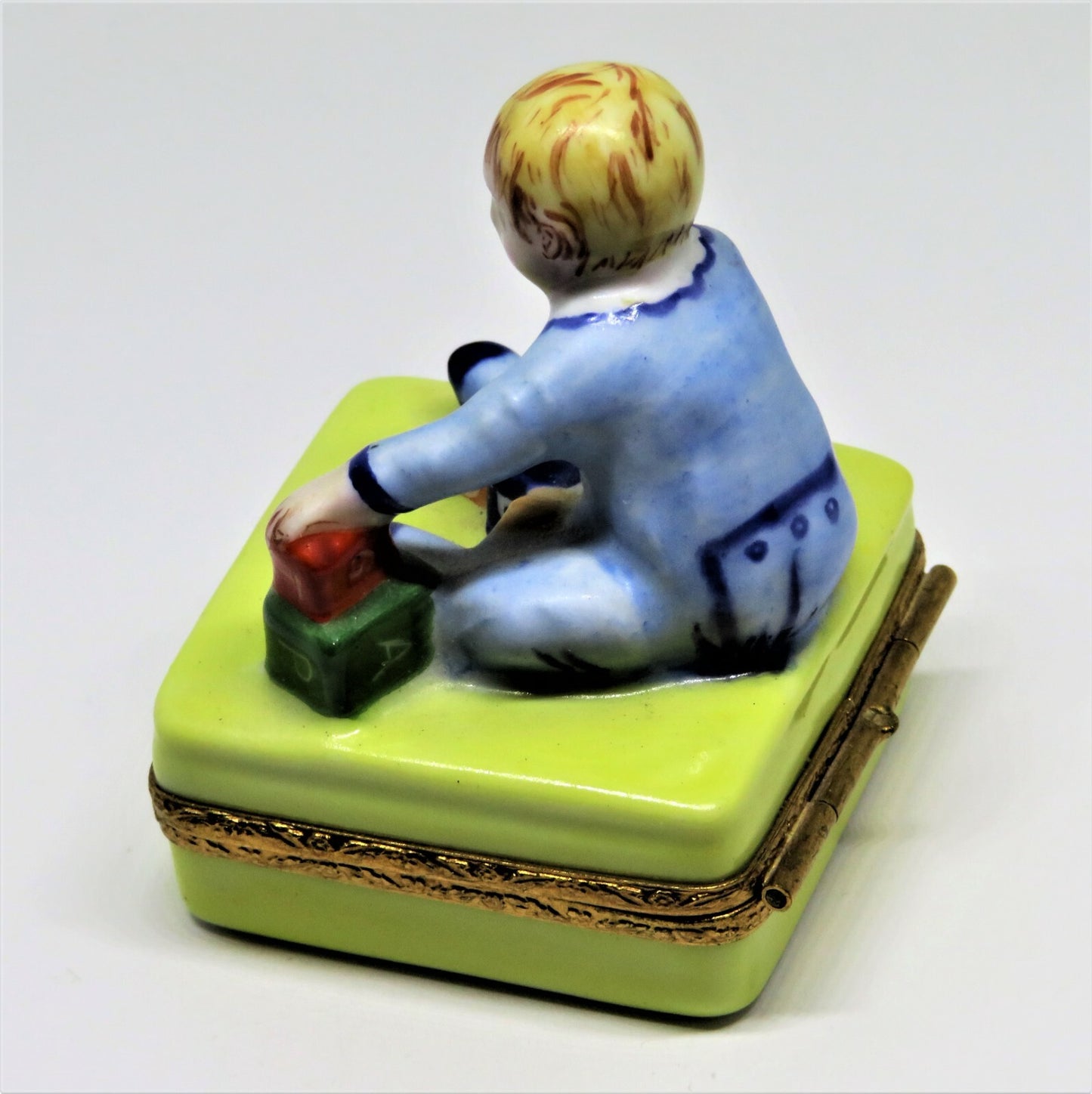 LIMOGES FRANCE BOX - ARTORIA - BABY BOY PLAYING WITH ALPHABET BLOCKS - LE NO 55