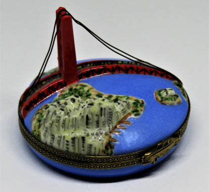 LIMOGES FRANCE BOX - CHANILLE - GOLDEN GATE BRIDGE - SAN FRANCISCO - CABLE CAR