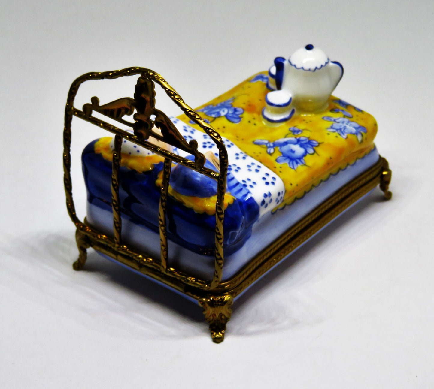 LIMOGES FRANCE BOX - COUPLE IN A BRASS BED - COFFEE  POT & CUPS - "BONJOUR"