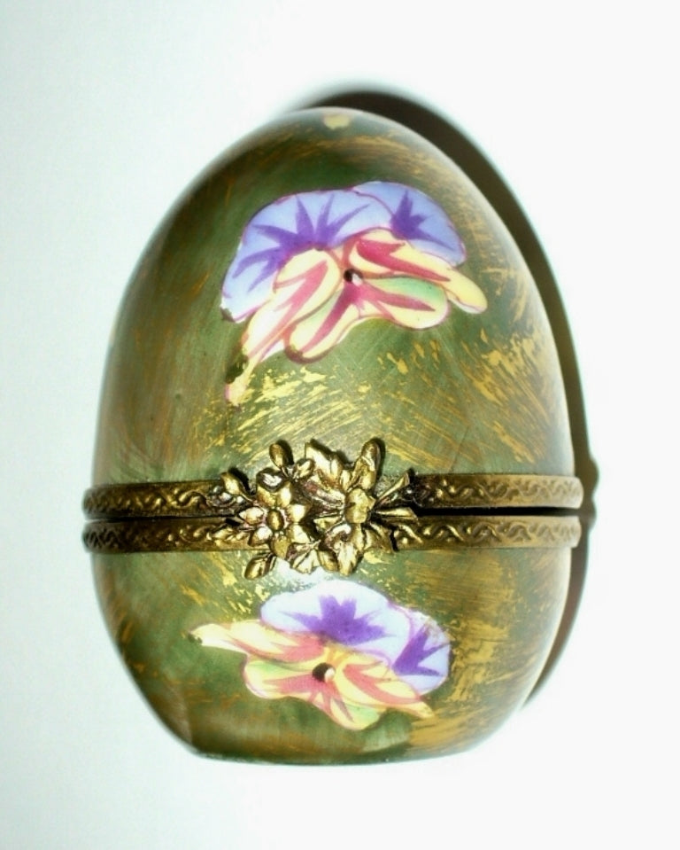 LIMOGES BOX - CHAMART - PANSY EASTER EGG & PERFUME BOTTLE - FLOWERS