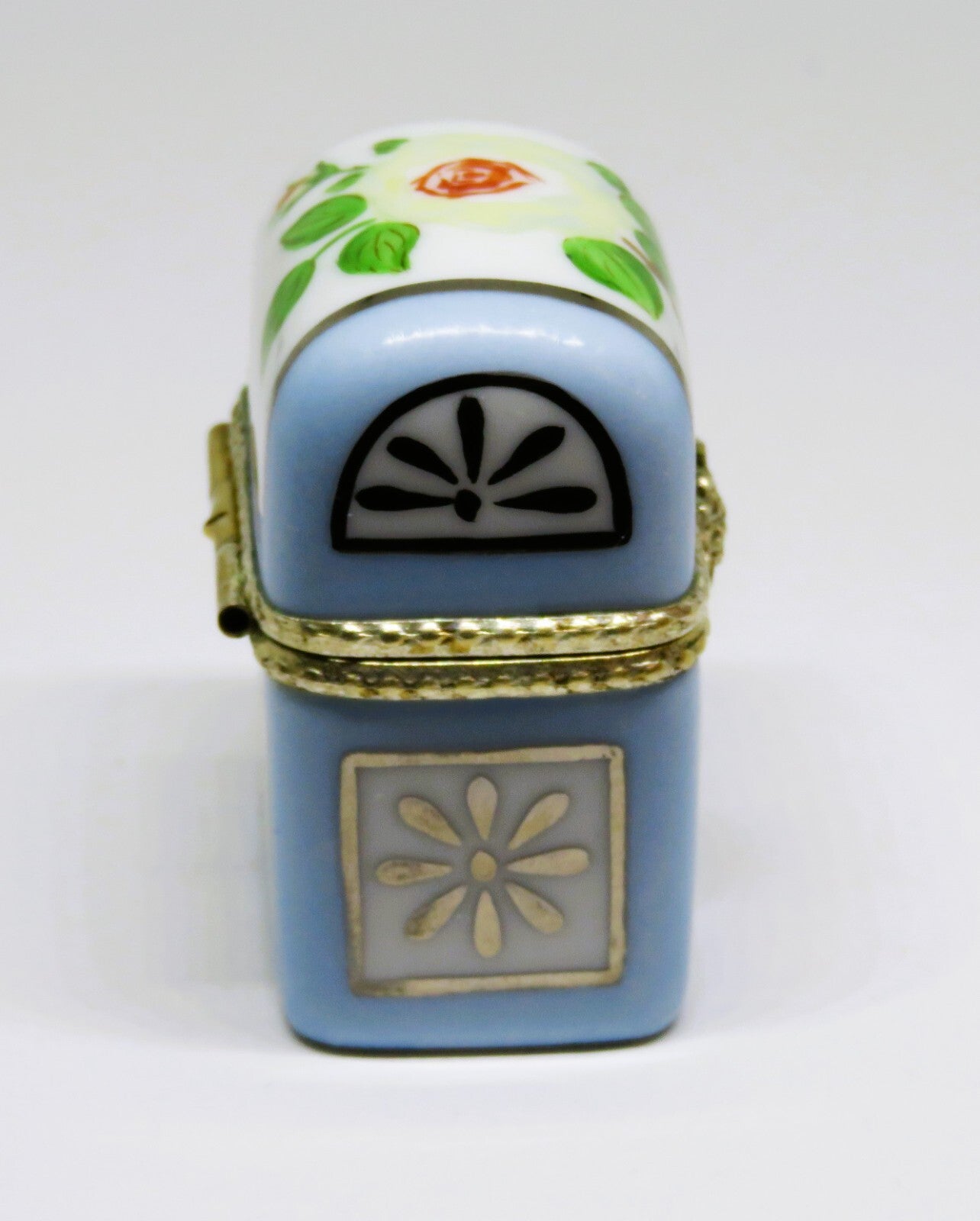LIMOGES BOX - PRINCESS DIANA - ALTHORP MEMORIAL ROSE CHEST & 2 PERFUME BOTTLES