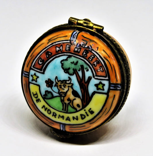 LIMOGES FRANCE BOX - CAMEMBERT  DE NORMANDIE CHEESE & COW - SUN FACE CLASP