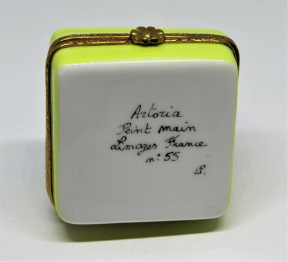 LIMOGES FRANCE BOX - ARTORIA - BABY BOY PLAYING WITH ALPHABET BLOCKS - LE NO 55