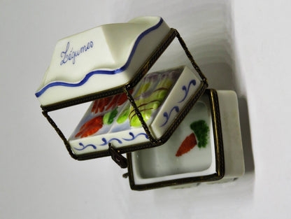 LIMOGES BOX ~ OUTDOOR VEGETABLE STAND ~ PUSHCART & AWNING ~ LEGUMES ~ PEINT MAIN