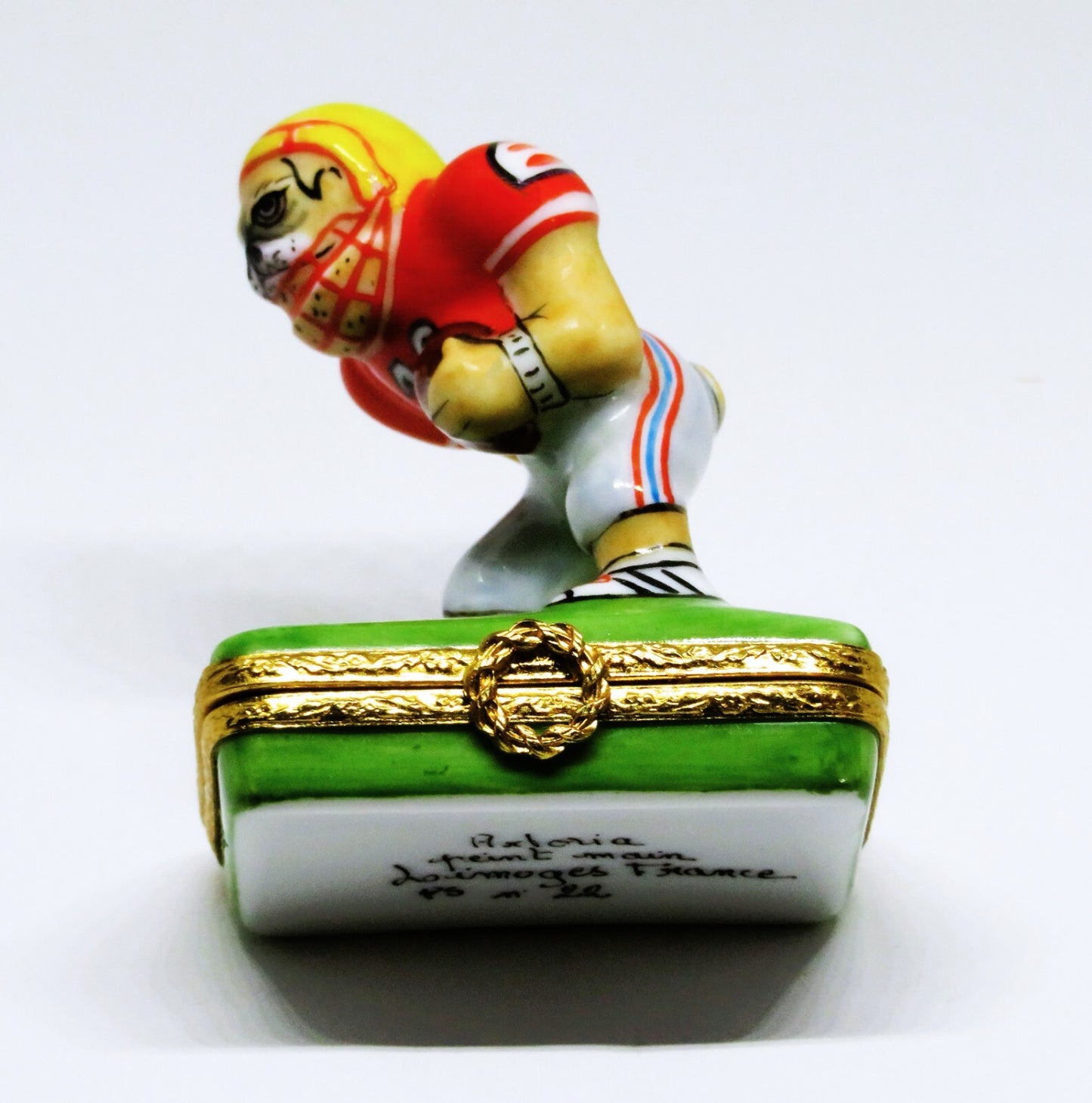 LIMOGES FRANCE BOX - ARTORIA - BULLDOG FOOTBALL PLAYER - SPORTS - LE - BULL DOG