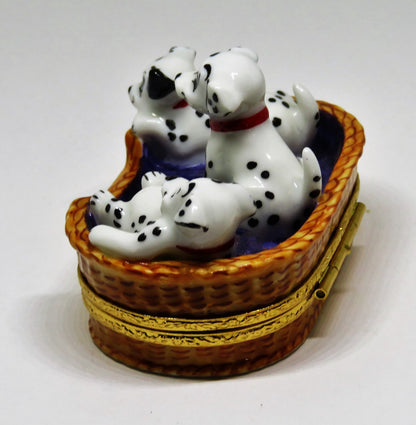 LIMOGES FRANCE BOX- ARTORIA - "101 DALMATIANS" - WALT DISNEY - DOGS - PUPPY - LE