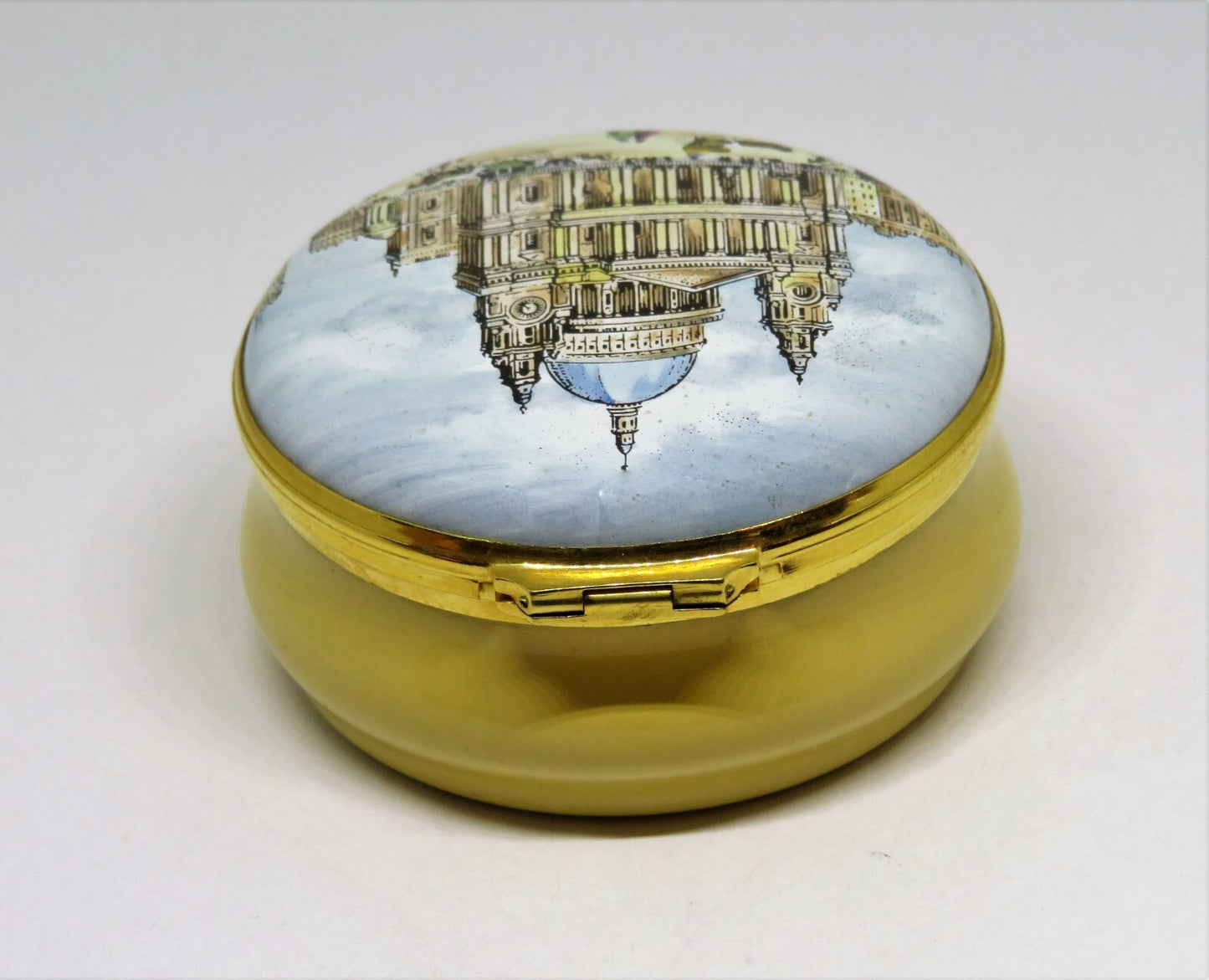 CRUMMLES ENGLISH ENAMEL BOX - VINTAGE VICTORIAN SCENE - ST. PAUL'S CATHEDRAL